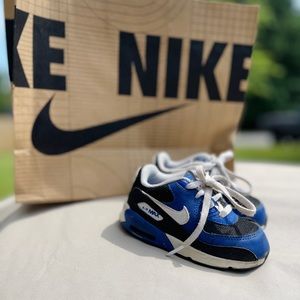 Toddler Nike Airmax 90 TLR size 6c. Like New